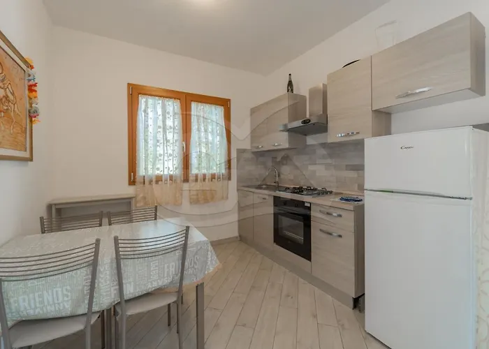 La Perla Della Biodola - Goelba Appartement