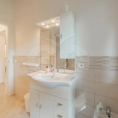 アパート La Perla Della Biodola - Goelba