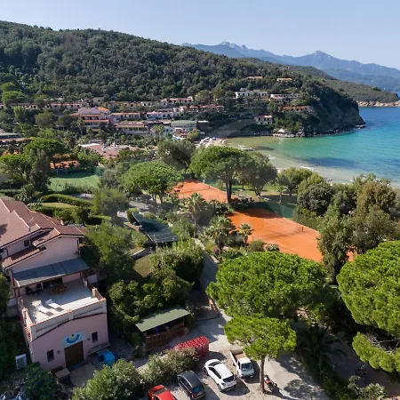 La Perla Della Biodola - Goelba Apartment