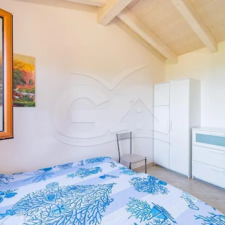 La Perla Della Biodola - Goelba アパート *