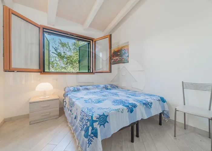 La Perla Della Biodola - Goelba Lägenhet